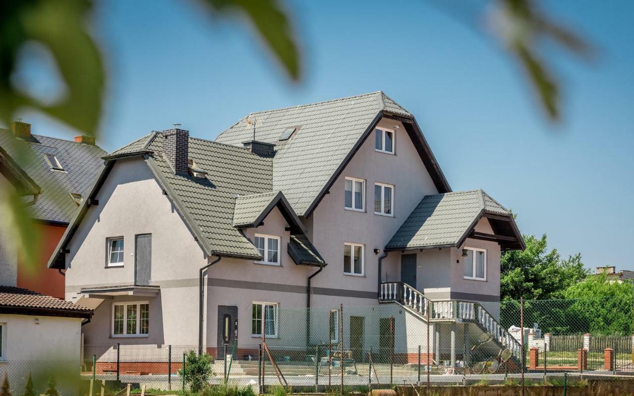 Апартаменты Dom Latarnika Ярославец Экстерьер фото